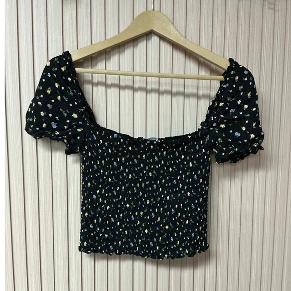 Reformation Smocked Puff Sleeve Blouse Black Floral Print Size M - Picture 2 of 6